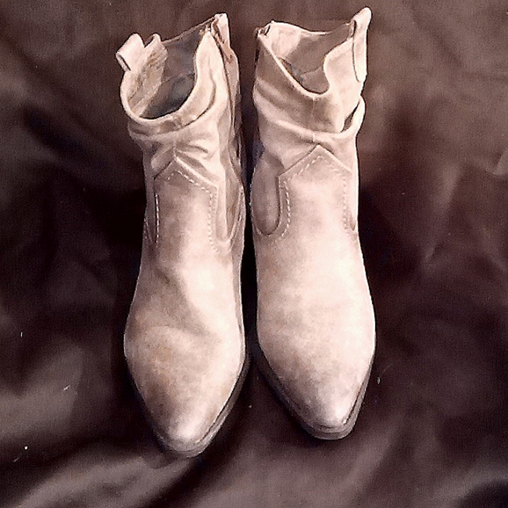 Naturalizer Slouch Ankle Boots, Womens Size 8 in Gray.